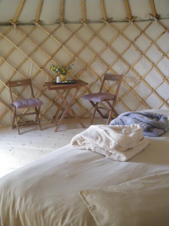 Mira Ceti Yurt Panzió Sète Szoba fotó